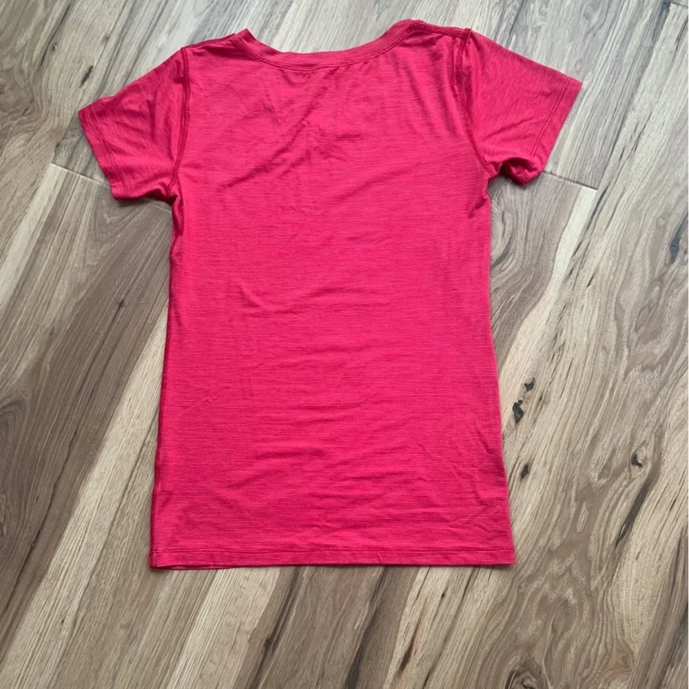 Tommie Copper Cool Copper Womens Active Wear Vneck Compression‎ Shirt Red Sz L - Picture 3 of 8